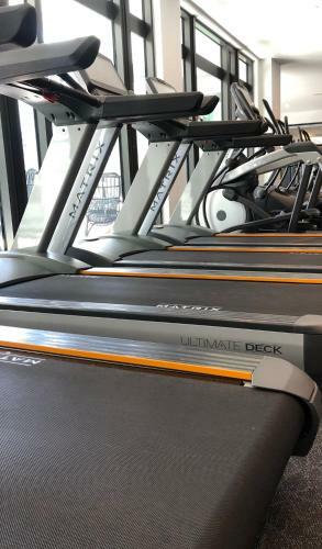 Apartamento Mazuma Suites Midtown Skyview Condo