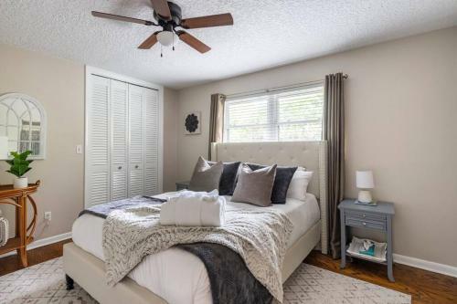Quiet Oasis In Ideal Location-private Pool &arcade