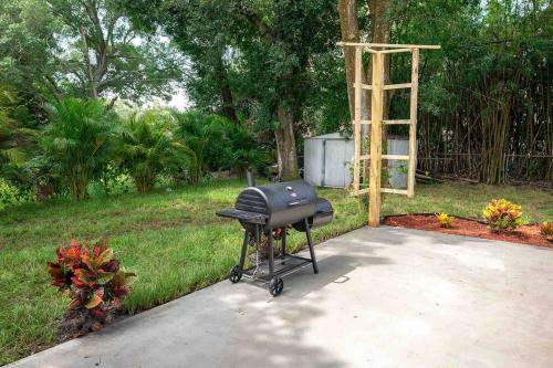 Four Bedroom Home Close To The Stadium