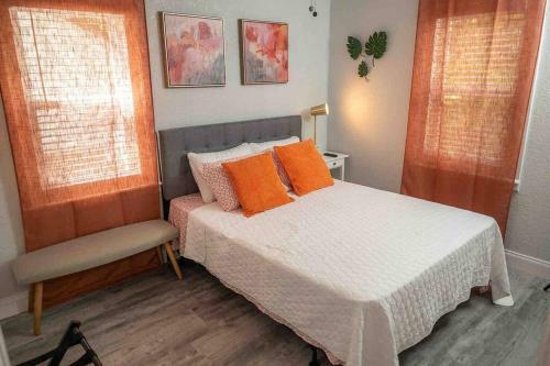 Four Bedroom Home Close To The Stadium