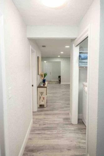 Four Bedroom Home Close To The Stadium