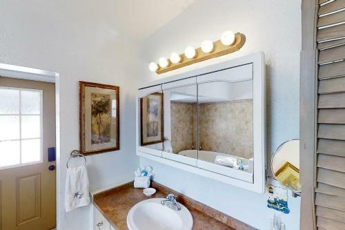 Crescent Beach Cottage