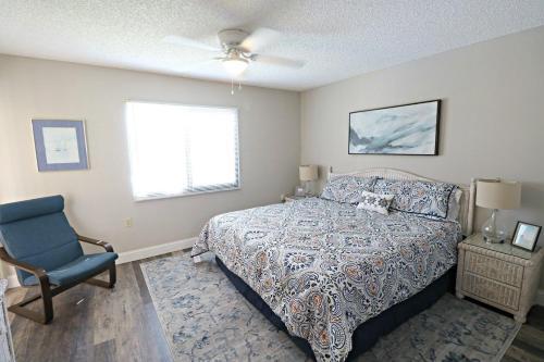 Ocean Village Club E26