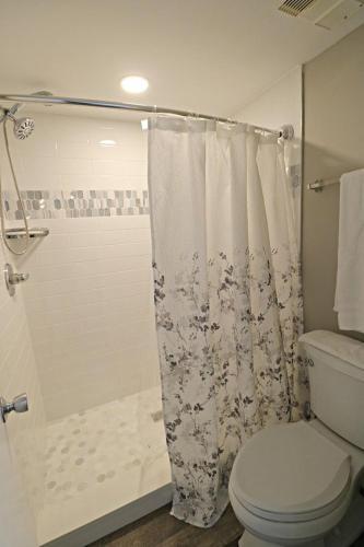 Ocean Village Club E26