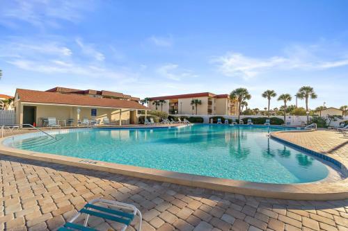 St Aug Ocean And Racquet II