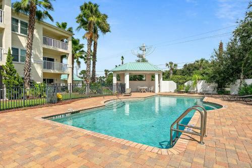 Ocean Reef 103