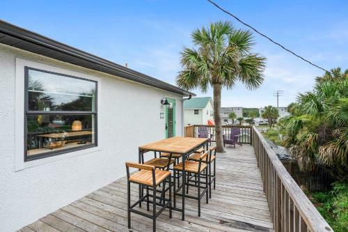 Apartamento Palm Tree Suite 1 Block To Waves And Sand Prime St Aug Beach