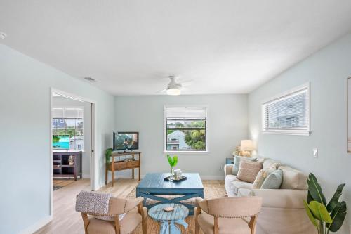 Apartamento Palm Tree Suite 1 Block To Waves And Sand Prime St Aug Beach