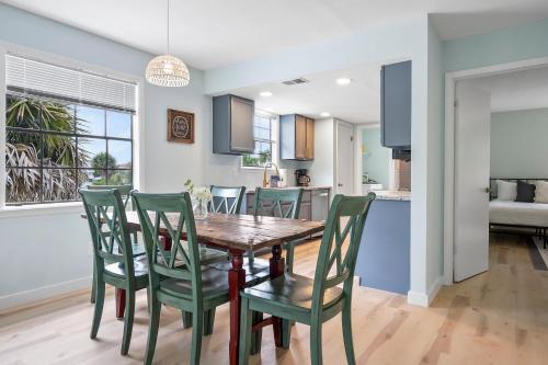 Apartamento Palm Tree Suite 1 Block To Waves And Sand Prime St Aug Beach