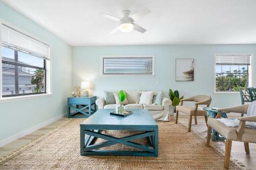 Apartamento Palm Tree Suite 1 Block To Waves And Sand Prime St Aug Beach