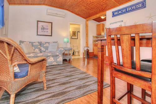 Crescent Beach Bungalow