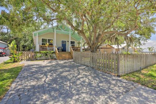 St Augustine Beach Cottage Walk To Water!