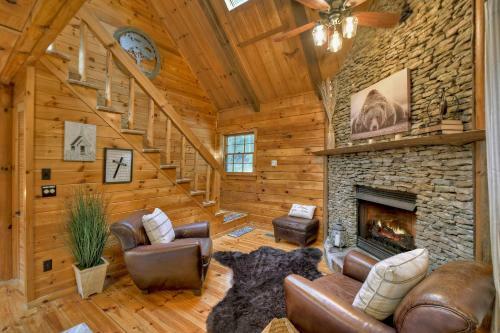 Bearfoot Bend Cabin In Blue Ridge