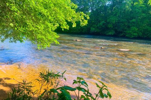 Spacious Blue Ridge Escape With Scenic Views!