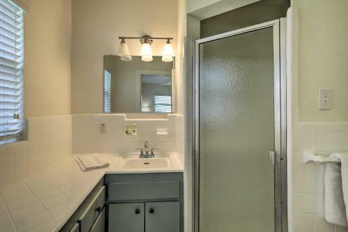 Bayfront St Pete Beach Home With Outdoor Pool!