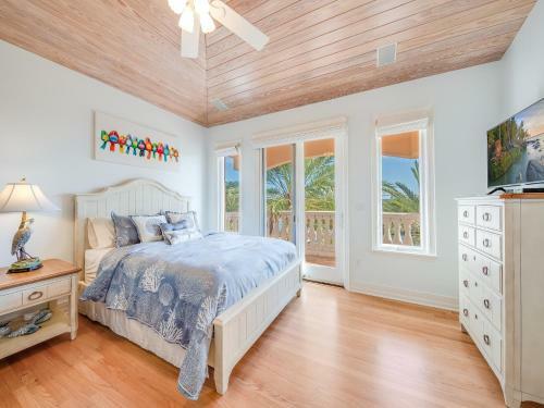 Seaside Elegance By Vtrips