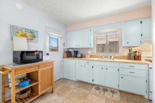 Bayshore Cottage By Vtrips