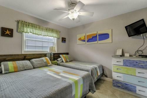 Surf Song By Travel Resort Services