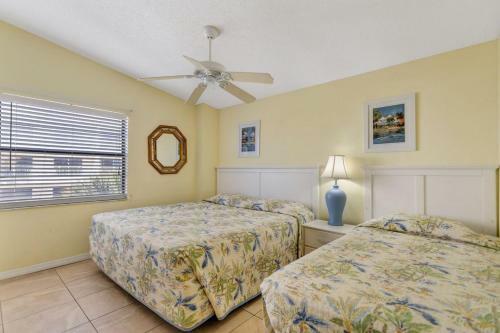 Surf Song By Travel Resort Services