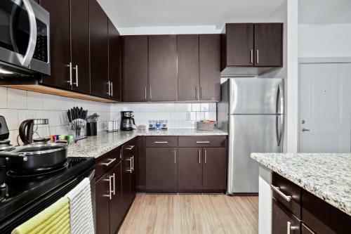 Apartamento 1 Bedroom Luxury Skyloft Oasis