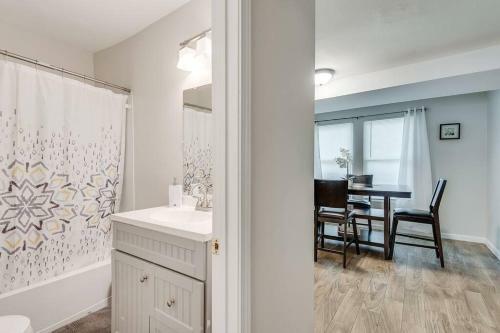 Luxurious And Spacious Gem In The Heart Of Atl