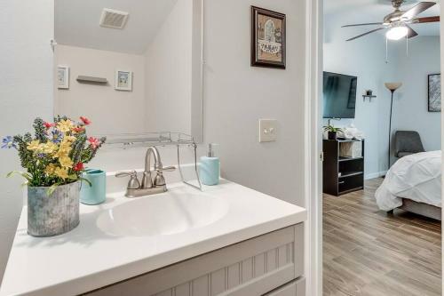 Luxurious And Spacious Gem In The Heart Of Atl