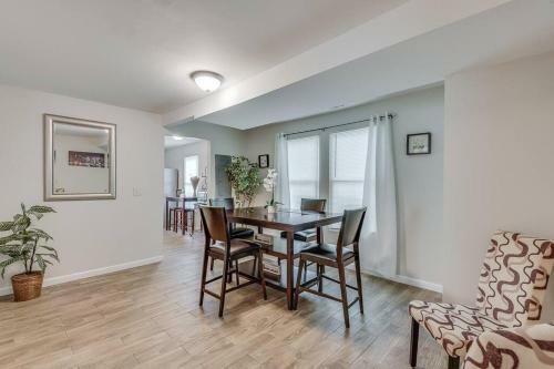 Luxurious And Spacious Gem In The Heart Of Atl