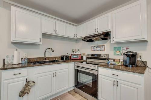 Luxurious And Spacious Gem In The Heart Of Atl