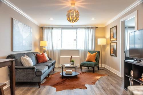 Downtown Atl Condo W Pool King Bed Lm1k2t