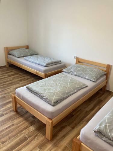 Apartamento Ubytov�n� ?mudla