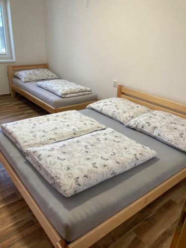 Apartamento Ubytov�n� ?mudla