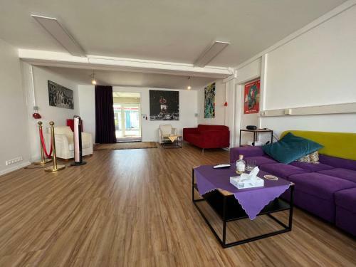 Commune88 East