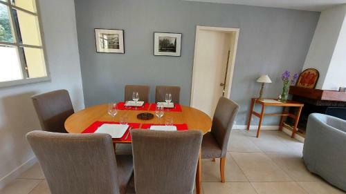 Villa Garrigue For 9 People With Private Pool Between Aix En Provence And Marseille