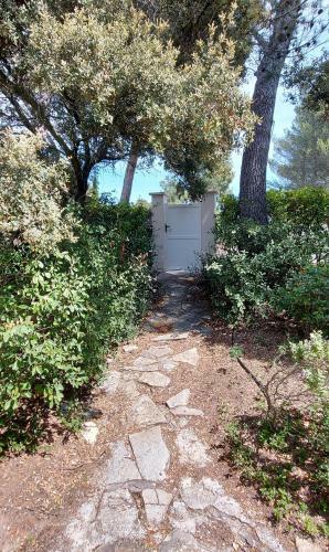 Villa Garrigue For 9 People With Private Pool Between Aix En Provence And Marseille