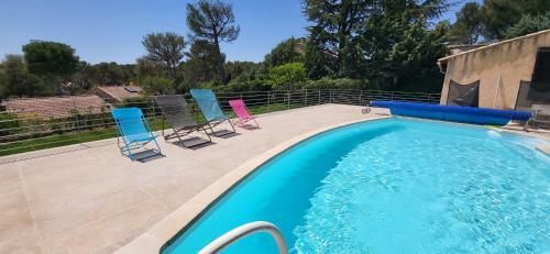 Villa Garrigue For 9 People With Private Pool Between Aix En Provence And Marseille