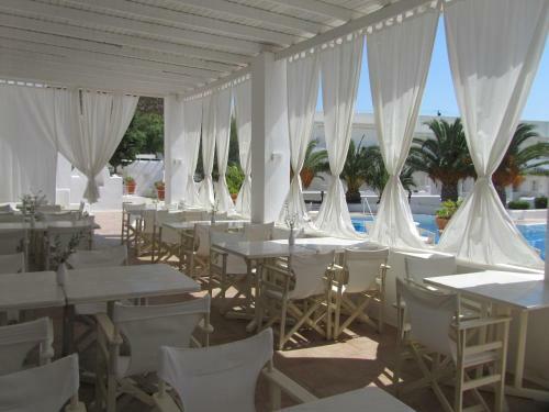 Porto Scoutari Romantic Hotel