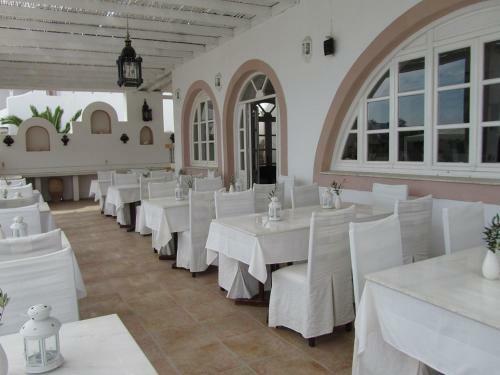 Porto Scoutari Romantic Hotel
