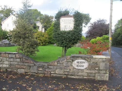 Bed & Breakfast Neidin House