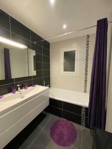 Belle Villa R�cente Pour 10 Personnes