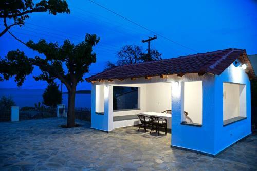 Nies Apartments 1