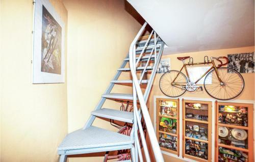 Amazing Home In Carcassonne With Wifi And 2 Bedrooms