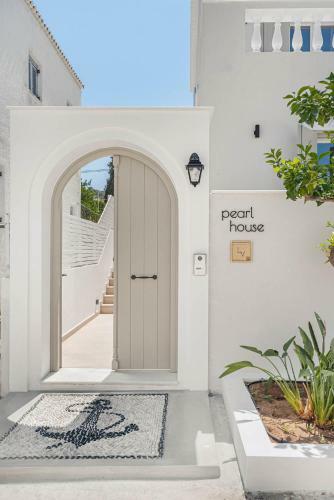 Pearl House - Luxurious New Beach Villa In Spetses Stunning View