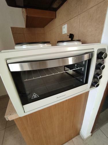 Dedalos N2 Mountain View Apartment-30 Metres From The Beach