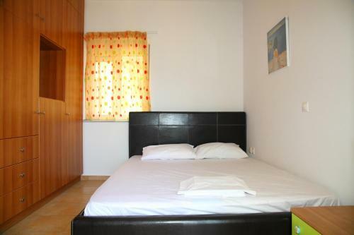 Apartment In Theologos