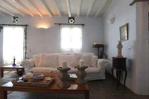 Villa Evilion Traditional House