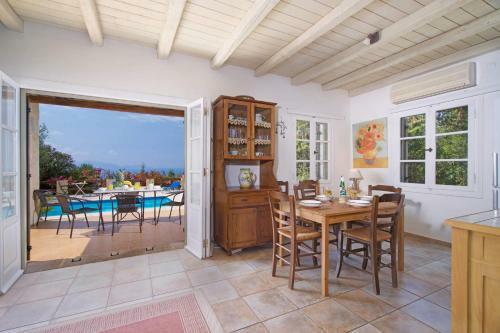 Villa Dimitra Fiskardo By Villa Plus