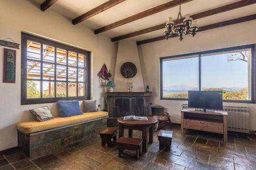 Villa Evia Escape