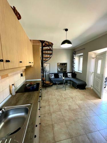 Vato Panoramic View Apartment