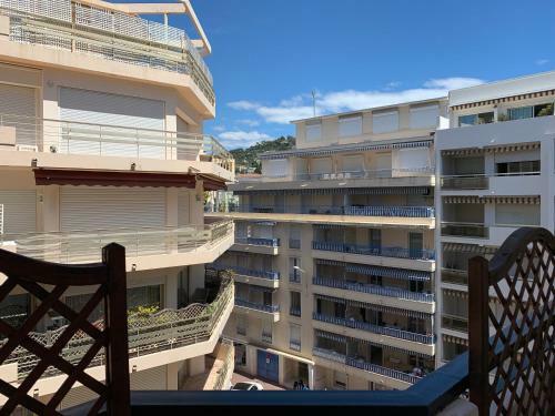 Cannes Apartment 3 Mins From The Beach