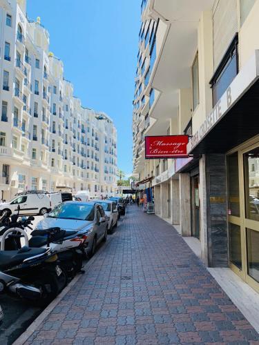 Cannes Apartment 3 Mins From The Beach